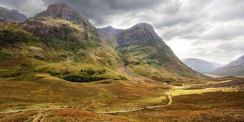 Desa Brigadoon tersembunyi di suatu tempat di Dataran Tinggi Skotlandia.(ancientpages)