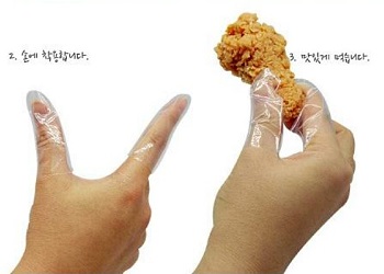 Makan ayam tanpa mengotori jari.(DesignTAXI)