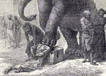 Hukuman mati diinjak gajah.(bbs)