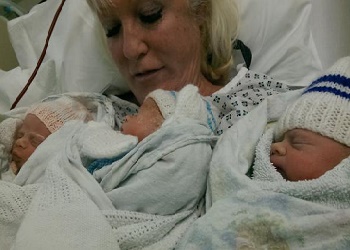 Sharon Cuts & bayi kembarnya(bbs)
