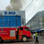 Kebakaran di Kantor BCA Pasar Lama