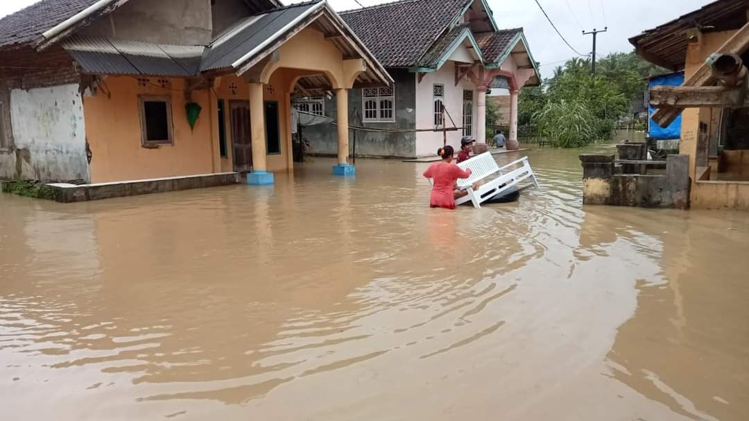 Sungai Meluap, Empat Kecamatan di Pandeglang Teredam Banjir