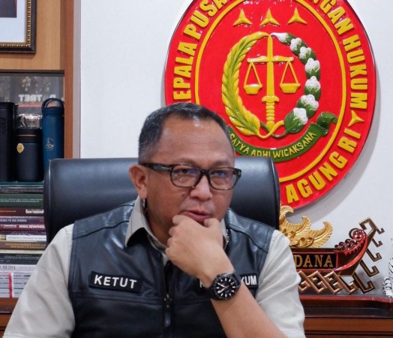 Kepala Pusat Penerangan Hukum (Kapuspenkum) Kejaksaan Agung, Dr. Ketut Sumedana