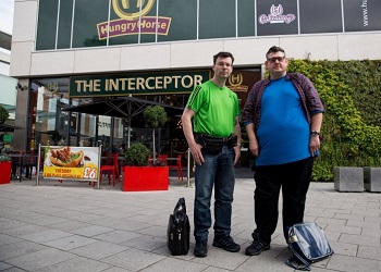 Chris & Jason di The Interceptor.(metro.co.uk)