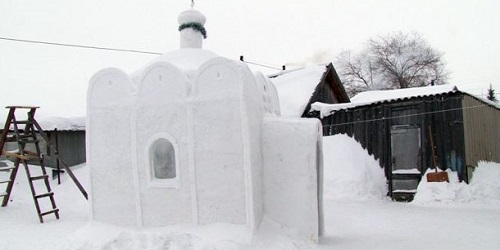 Kapel dari salju tampak dari luar.(Wonderful Engineering)