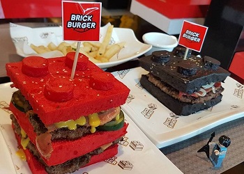 Burger bentuk lego yang unik.(metro.co.uk)