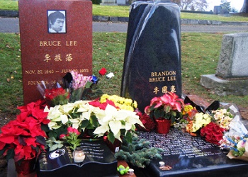 Makam Bruce Lee.(bbs)