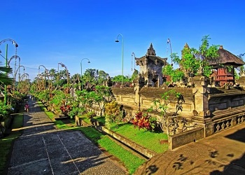 Desa Penglipuran, Indonesia.(gadisbali)